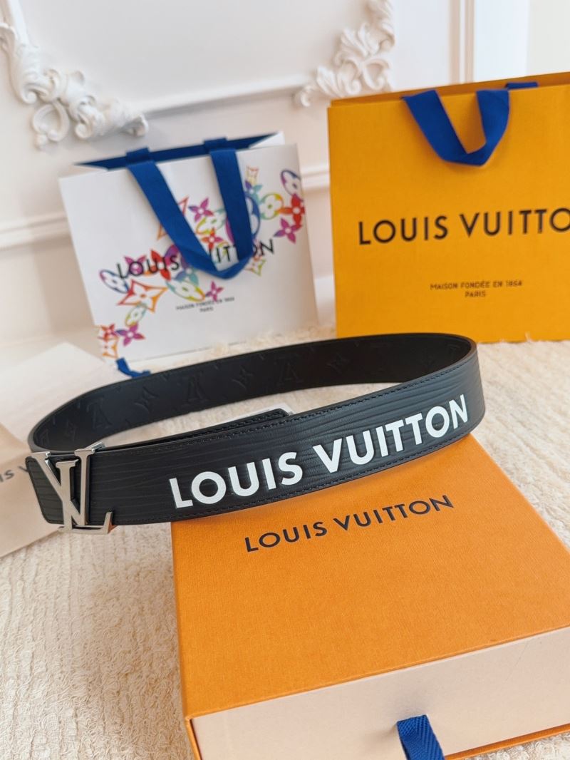 l0vis Vvtt0n belts